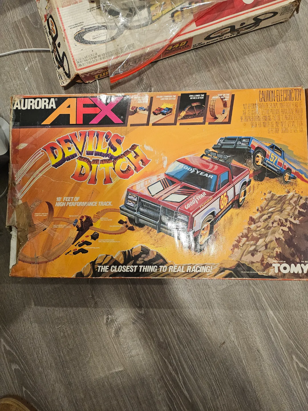 HO SLOT CAR SETS image indicator(3)