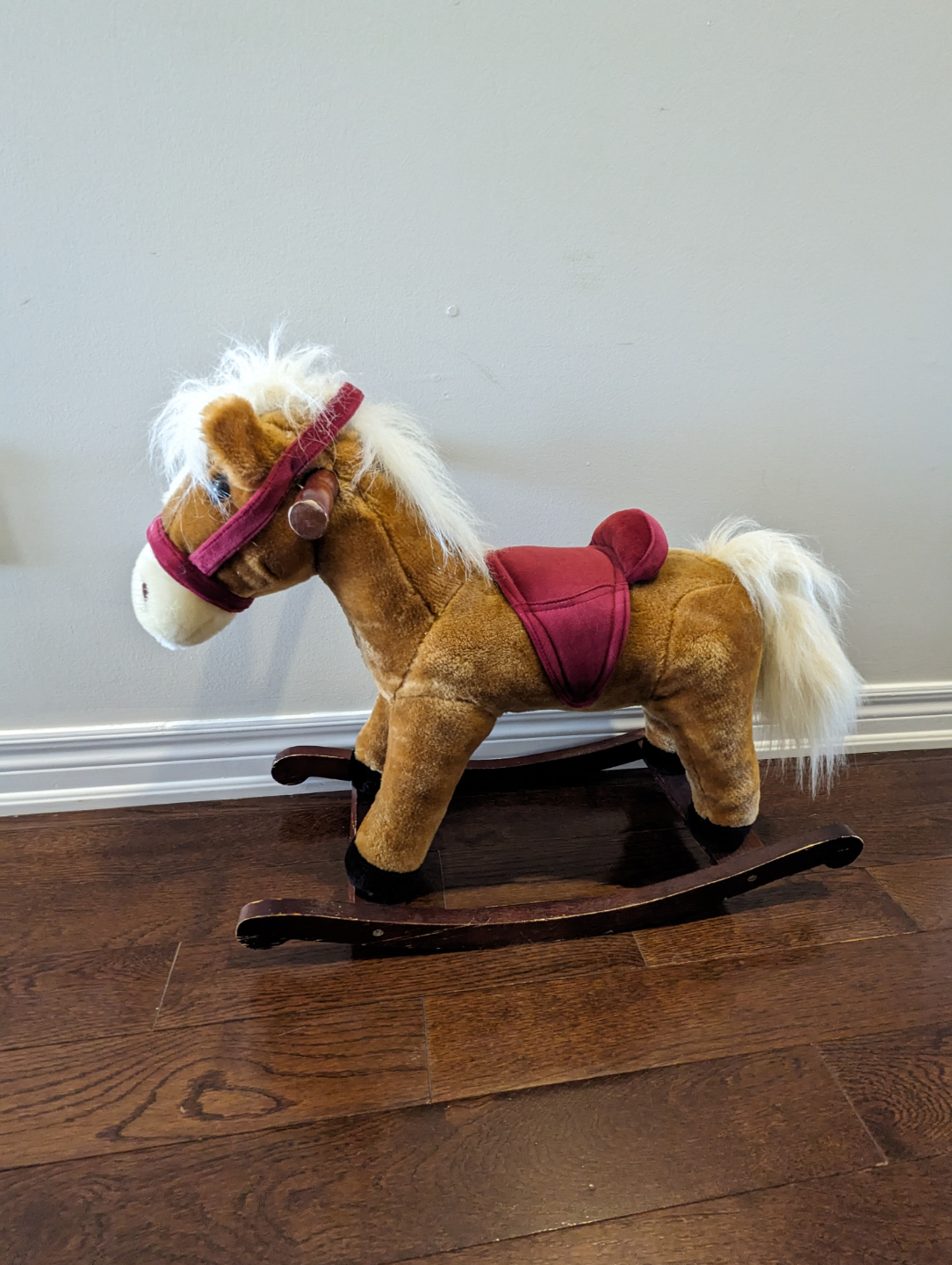 Adorable Rocking Horse Toy - photo 2