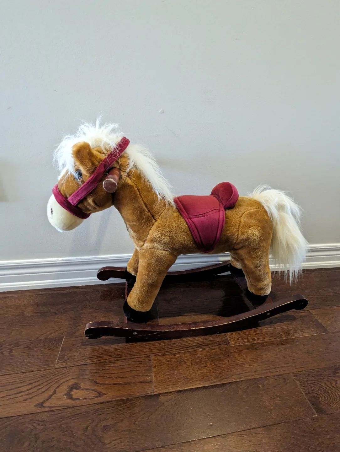 Adorable Rocking Horse Toy image indicator(2)