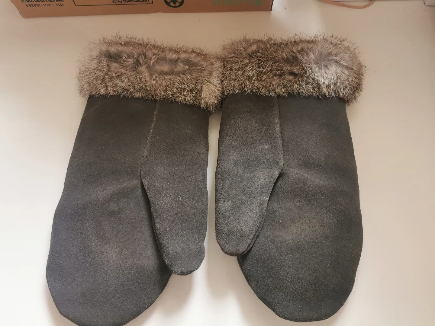 Manitobah Mukluks Grey Suede Mittens with Fur Cuff image indicator(5)
