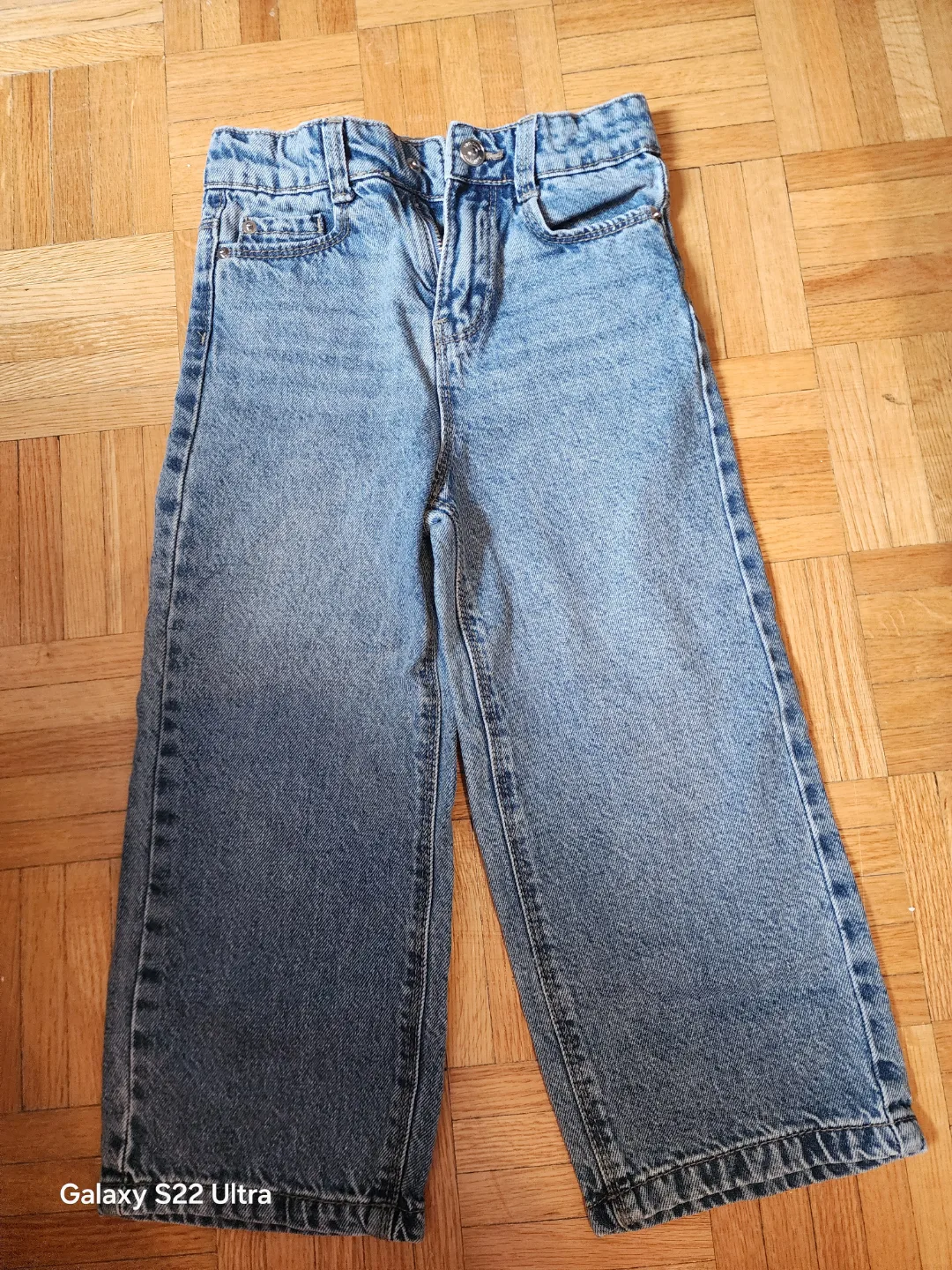 Kids Light Wash Denim Jeans thumbnail