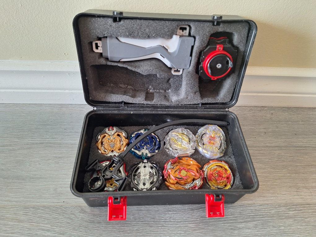 Beyblade Burst Set with Case - photo 2