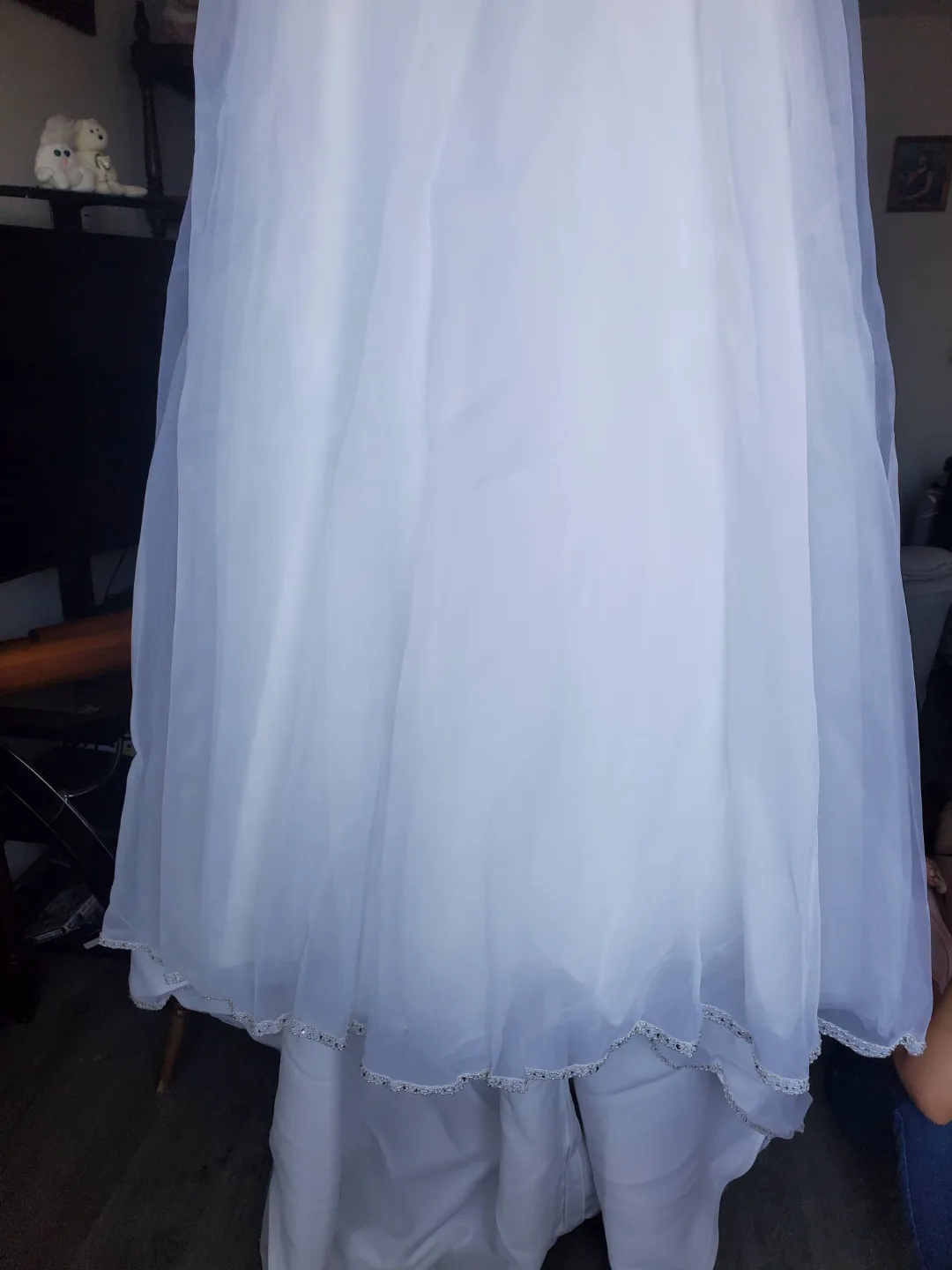 Mooncheri Bridal Gown - Size 8 image indicator(3)