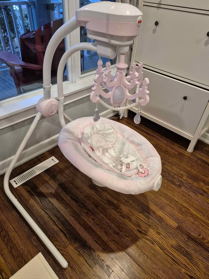 Fisher Price Baby Swing (gently used)