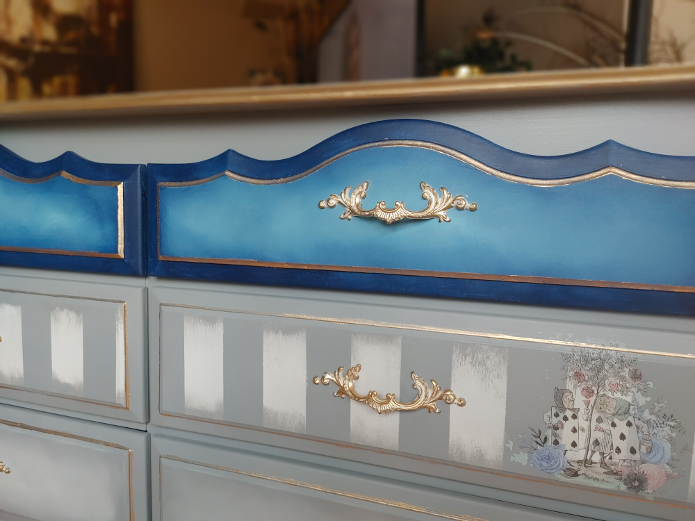 Alice in Wonderland-themed dresser