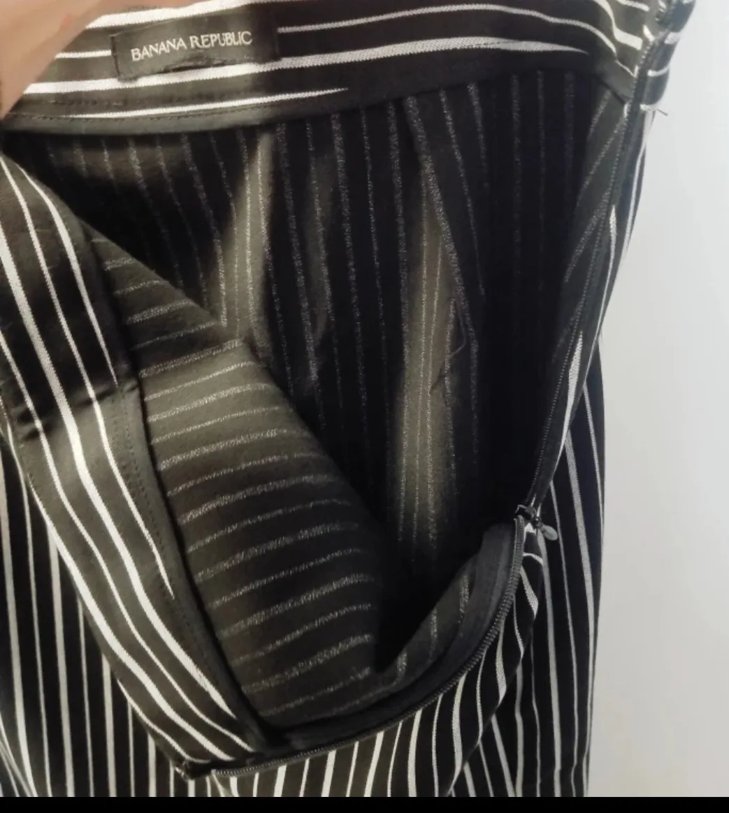 Banana Republic Bi-Stretch Stripe Pencil Skirt image indicator(9)