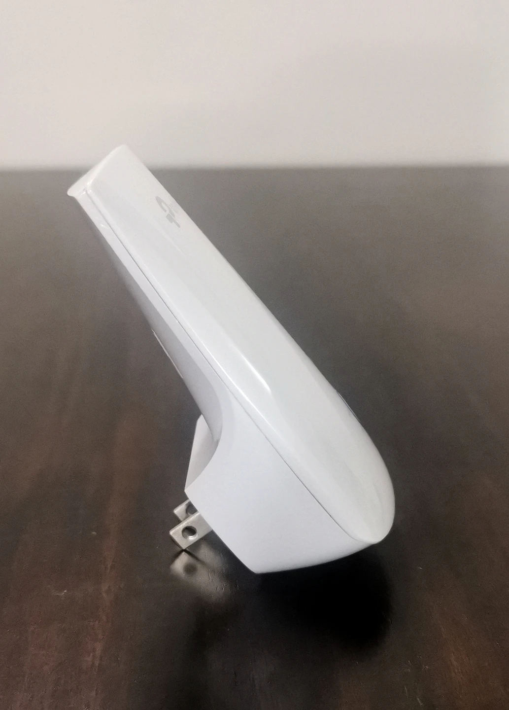 TP-Link 300Mbps Wi-Fi Range Extender - photo 4