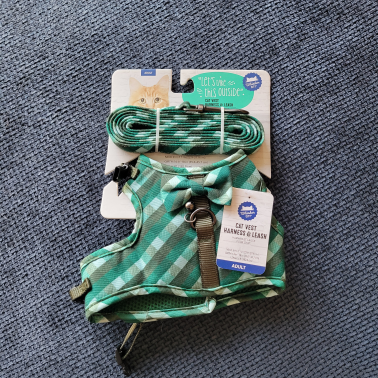 Cat Vest Harness & Leash Set - Green Plaid