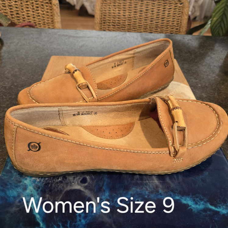 Born Women's Size 9 Tan Leather Loafers