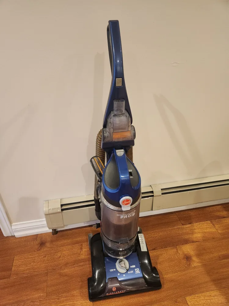 Hoover Windrunnel Pro Pet Vacuum Cleaner thumbnail
