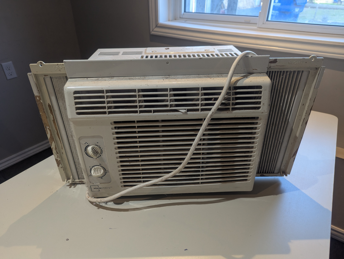 Mainstays Window Air Conditioner Unit