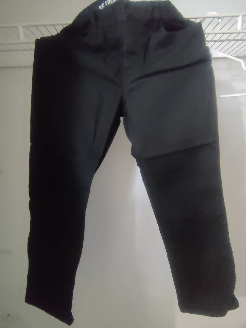 Men's Clothing Bundle:  Knit Sweater & Joe Fresh Jeans image indicator(3)