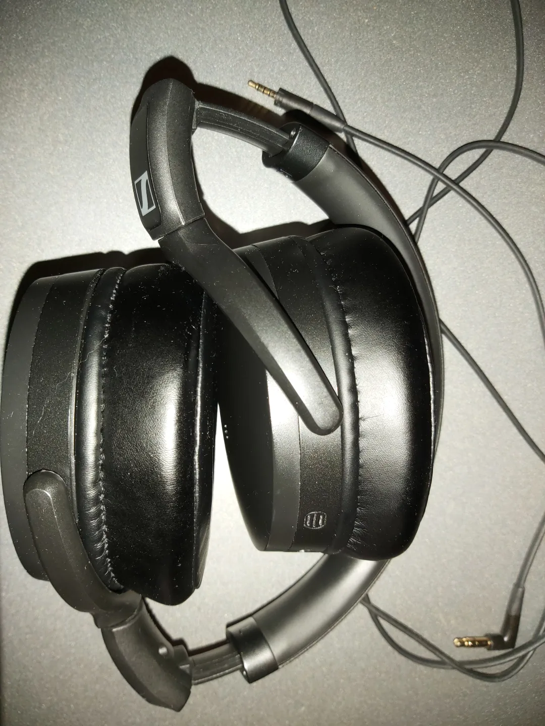 Sennheiser btnc4.50 Bluetooth Headphones image indicator(2)