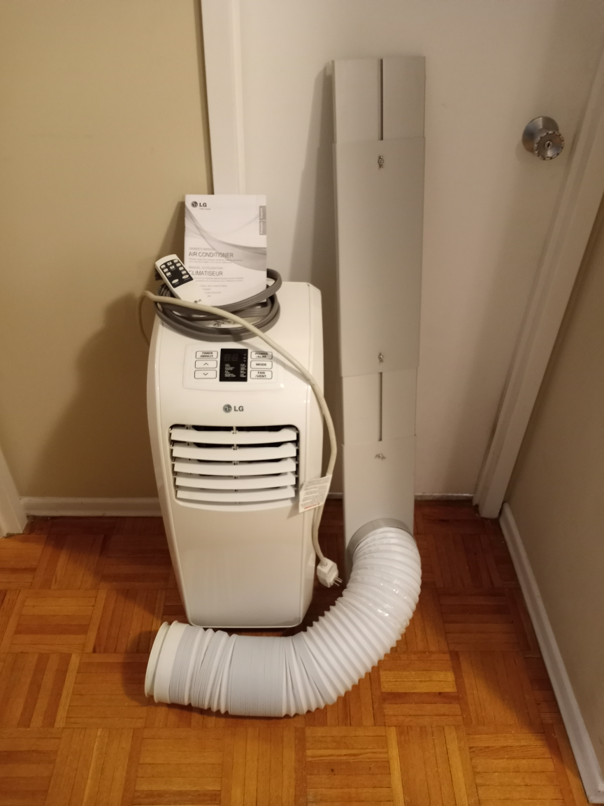 LG Portable Air Conditioner, 8000 BTU with added accesories