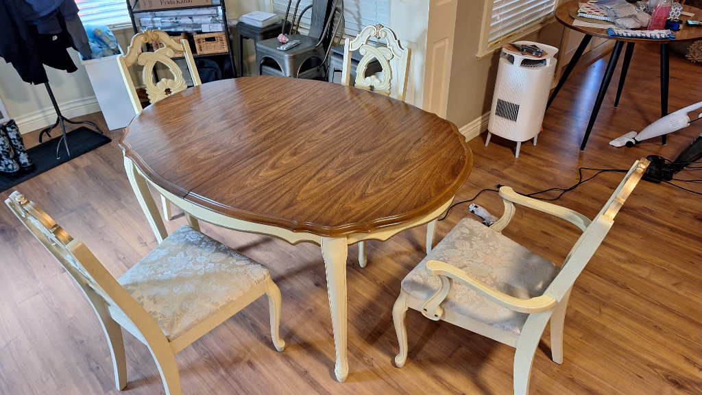 Antique Oval Dining Table and Four Chairs Set