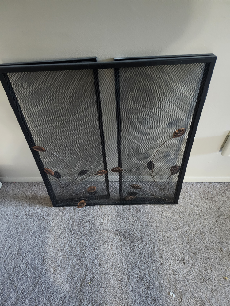 Black Metal Fireplace Screen with Leaf Detail - photo 2
