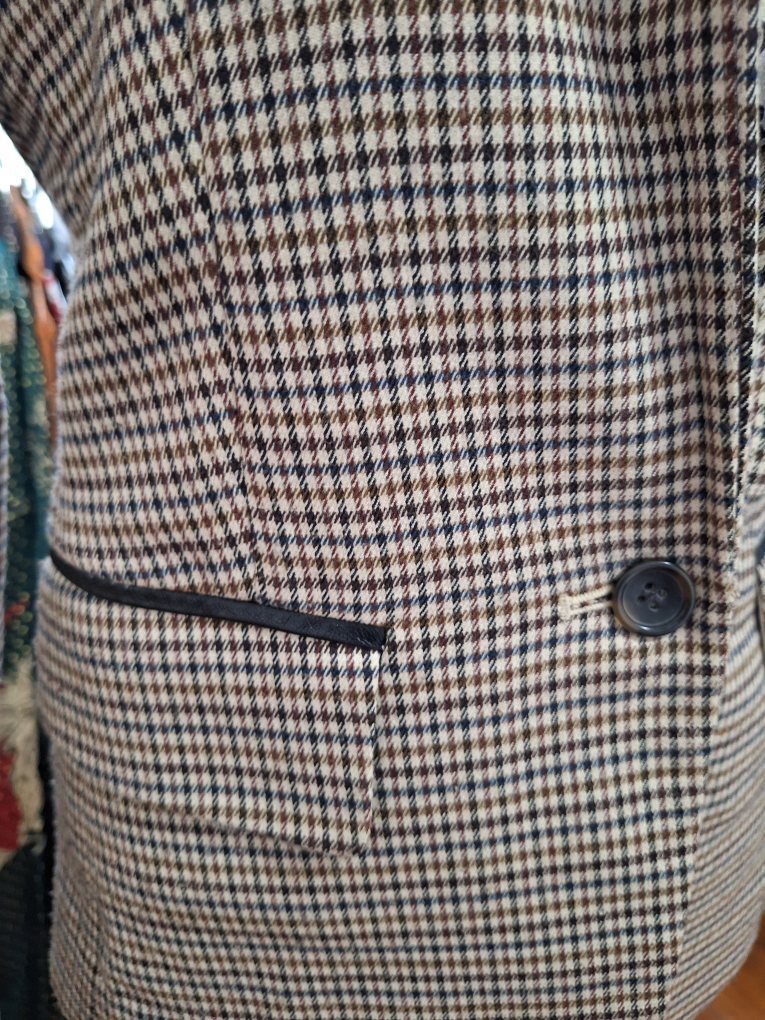 Women's Brown and Beige Houndstooth Blazer - photo 3