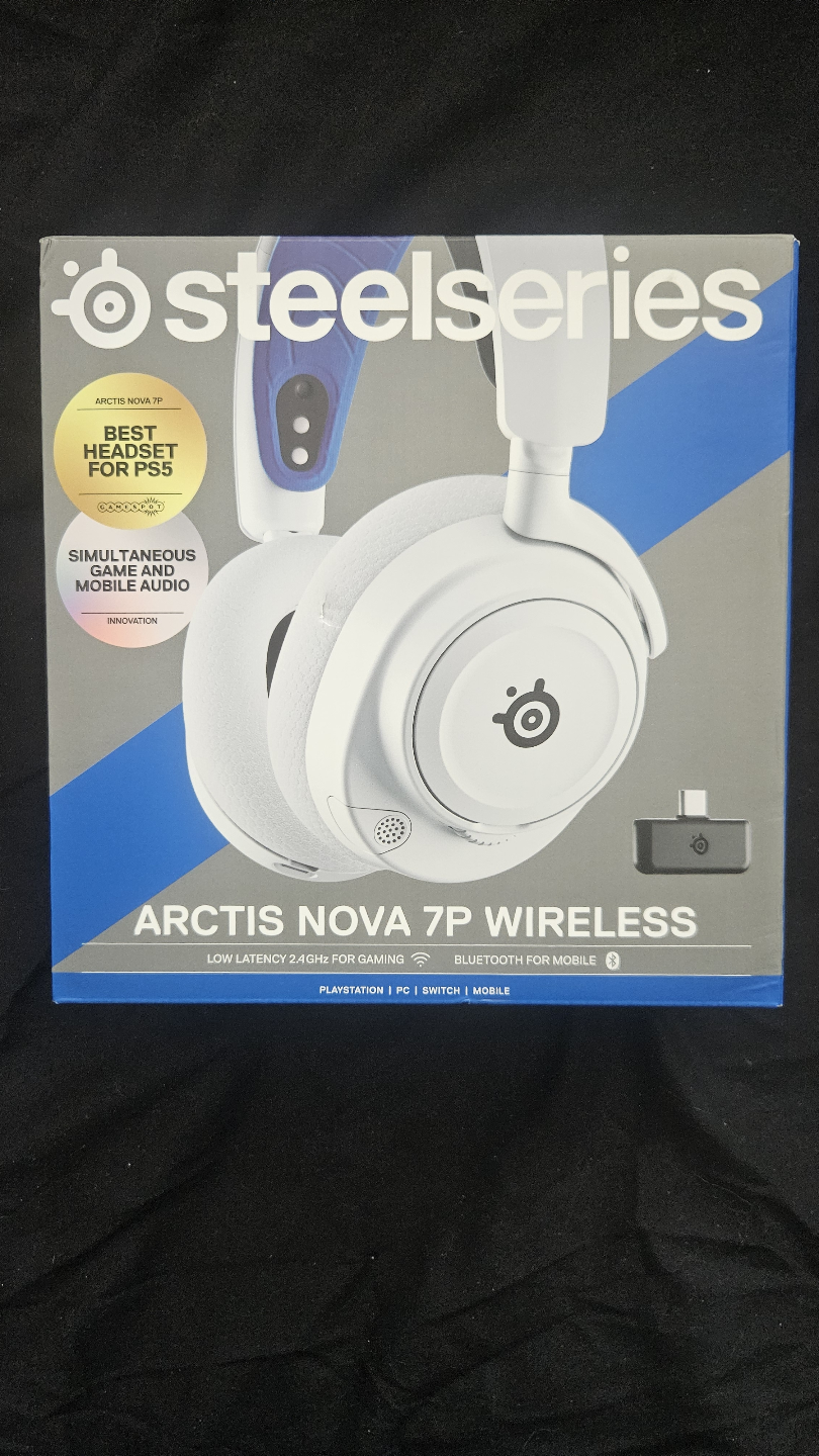SteelSeries Arctis Nova 7P Wireless Gaming Headset - White