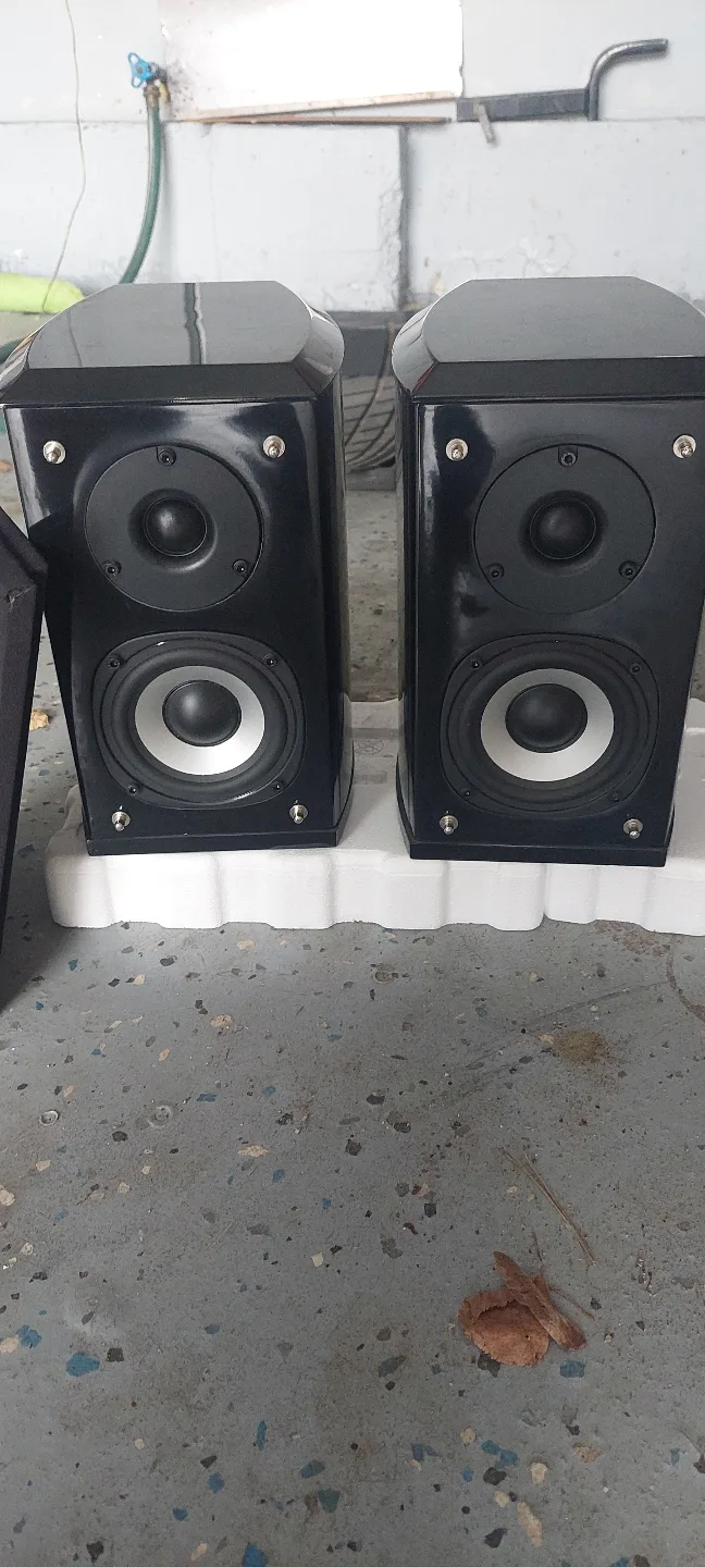 Pair of Fidek FHS-411 EXI Rear Speakers image indicator(2)