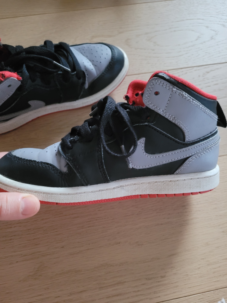 Air Jordan youth 1 Shoes - Black/Grey - photo 2