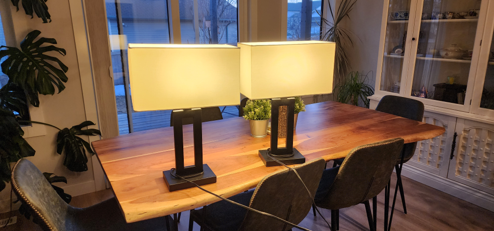 Pair of Modern Table Lamps - photo 2