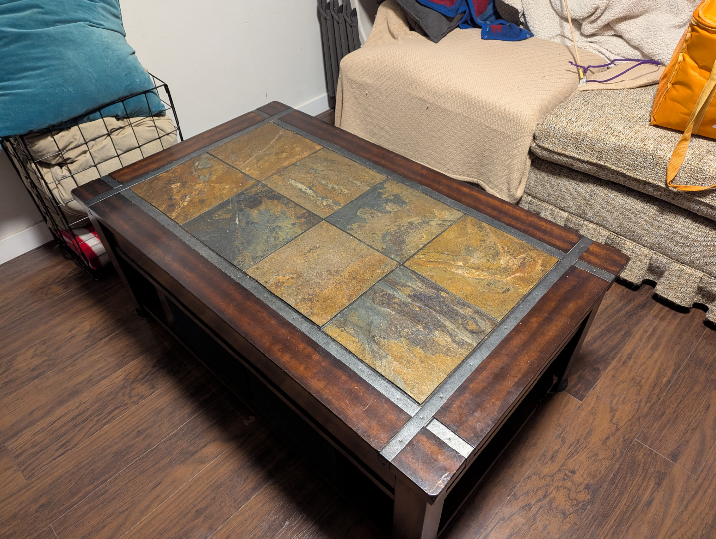 Lift-Top Coffee Table