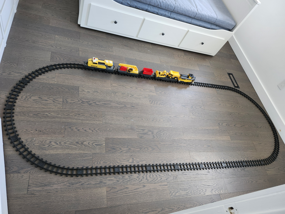 Caterpillar Construction Train Set with Tracks