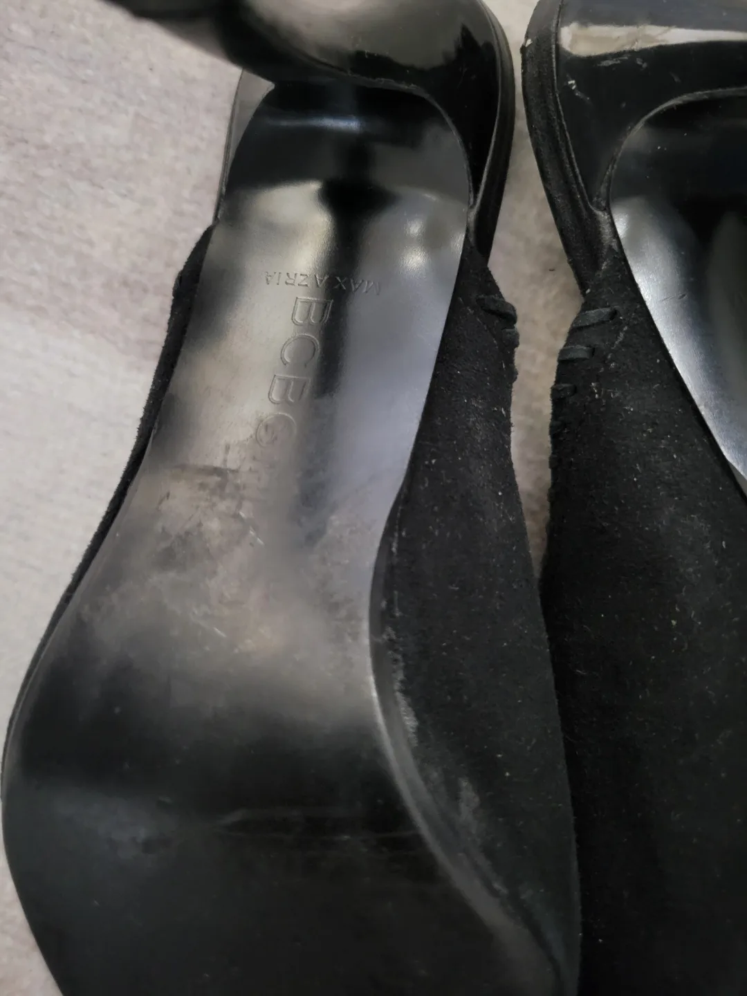 BCBG Max Azria Black Suede Pointed-Toe Mules image indicator(5)