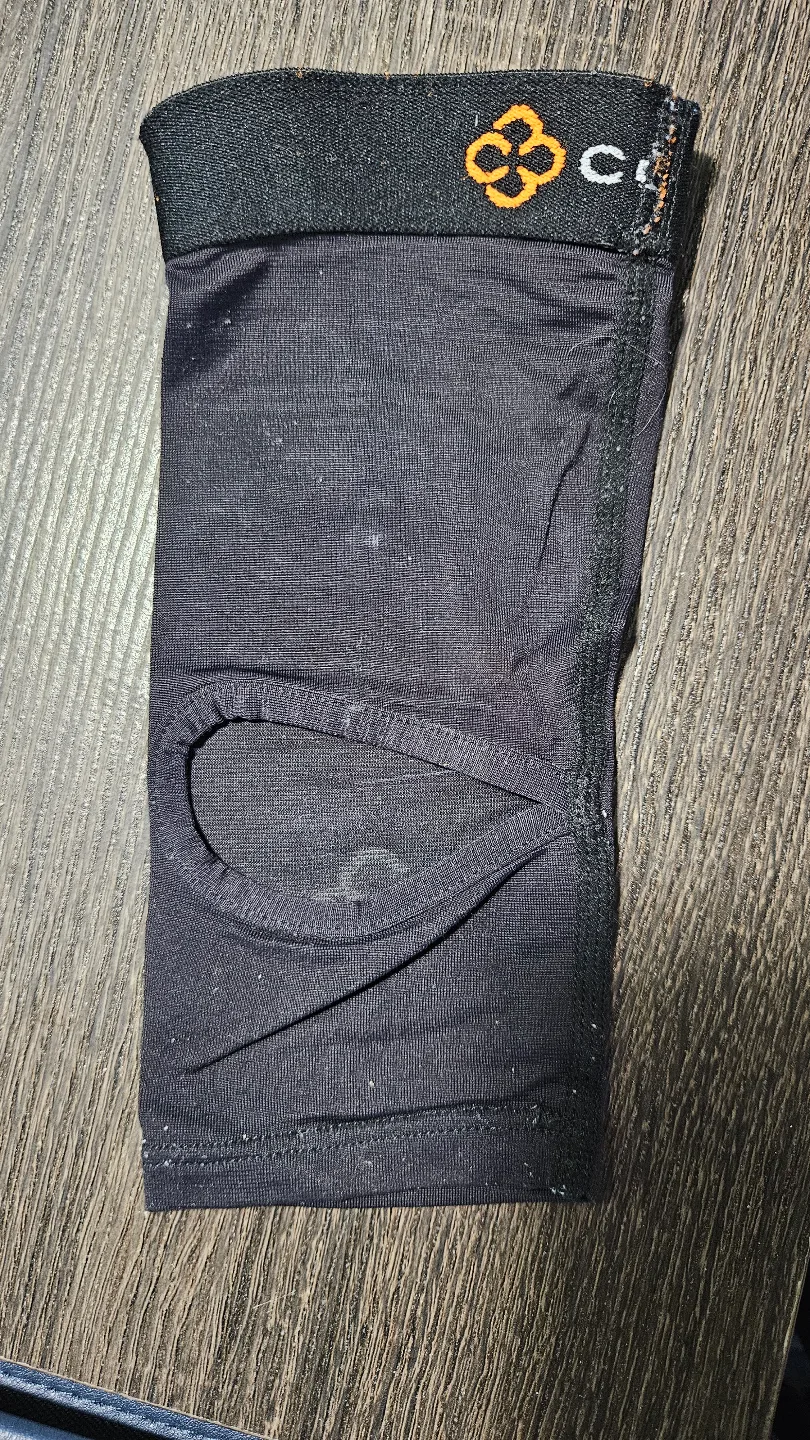 Copper Compression Ankle Sleeve image indicator(2)