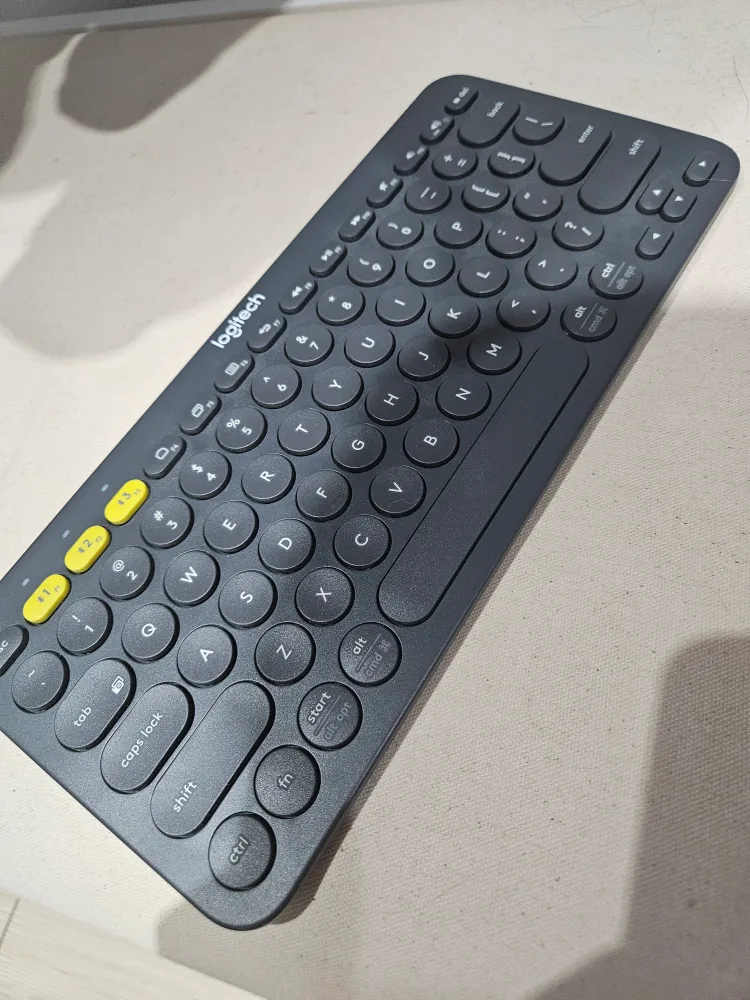 Logitech Pebble M350 Mouse and K380 Keyboard image indicator(3)