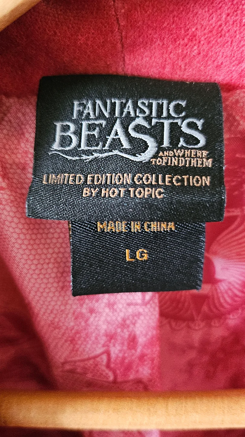 MAKE OFFER! Fantastic Beasts Ltd Ed Edwardian Coat image indicator(3)