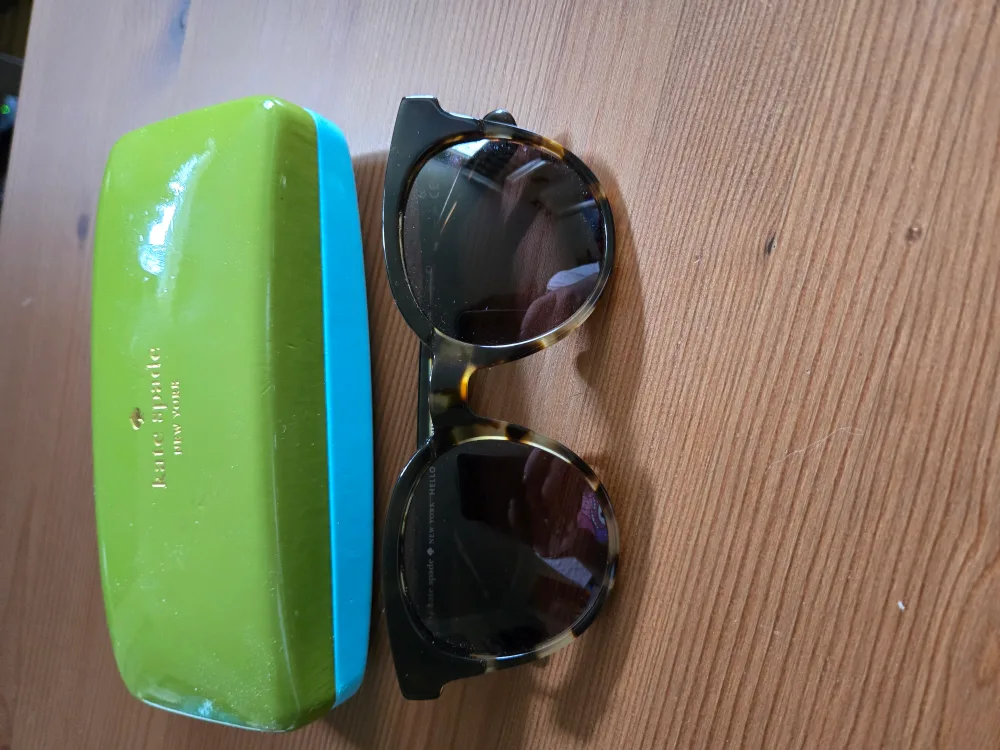 Kate Spade New York Hello Sunshine Sunglasses thumbnail