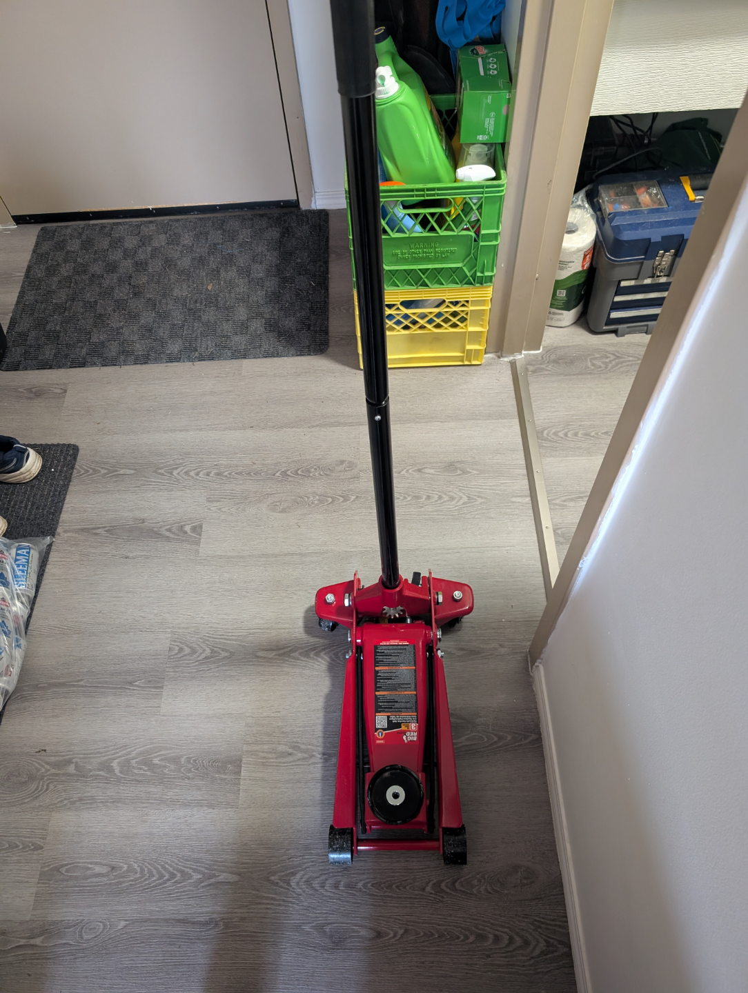 Big Red 3 Ton Hydraulic Service Jack - photo 3
