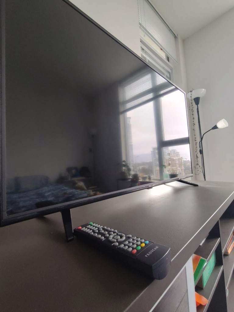 Proscan 43" LED HDTV