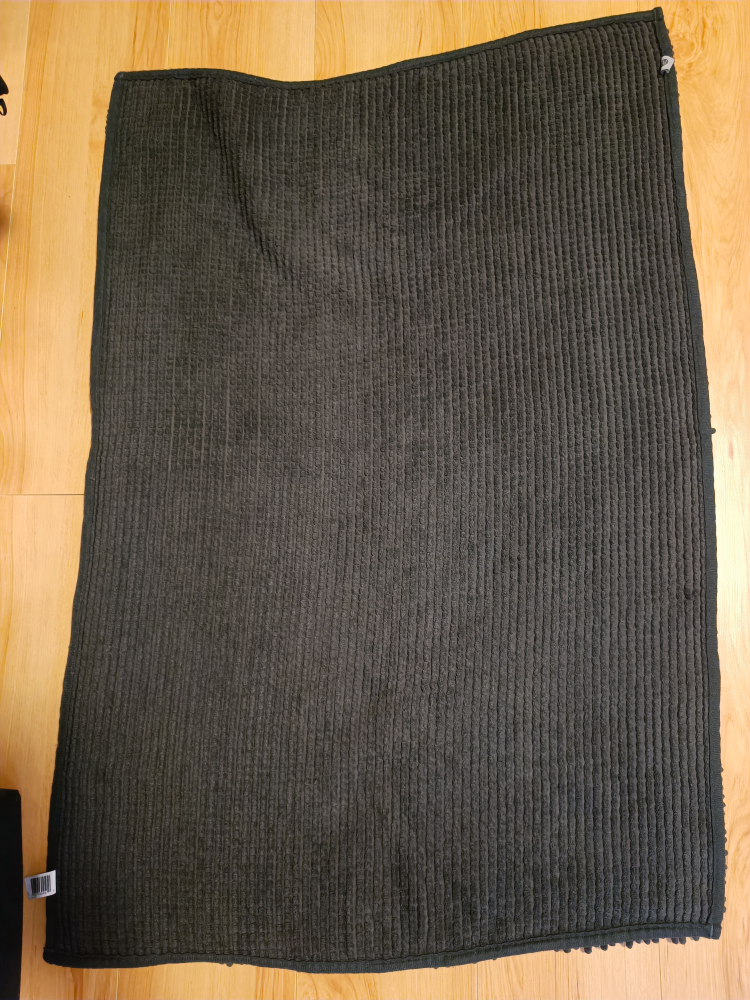 Soft and Fluffy Black Bath Mat - photo 2