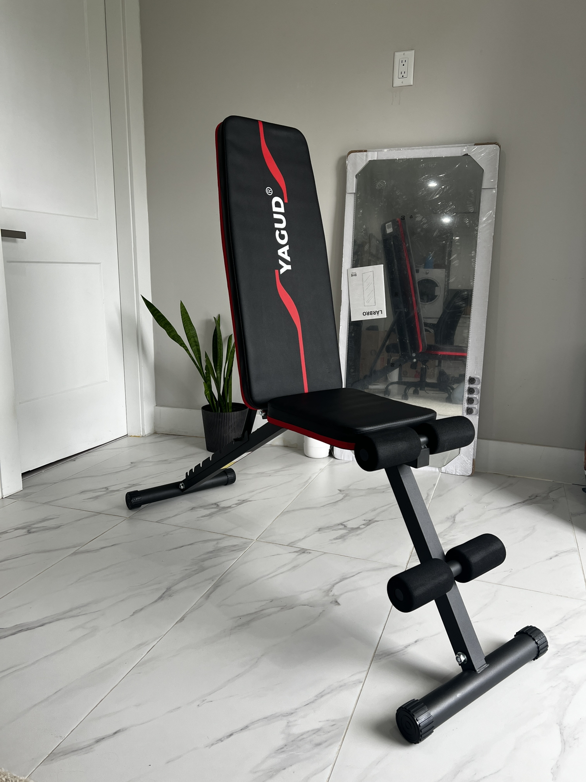 Adjustable Weight Bench