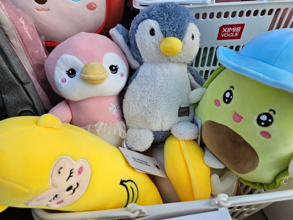 Garage Sale Apr 13. (400+ brand new items) image indicator(8)