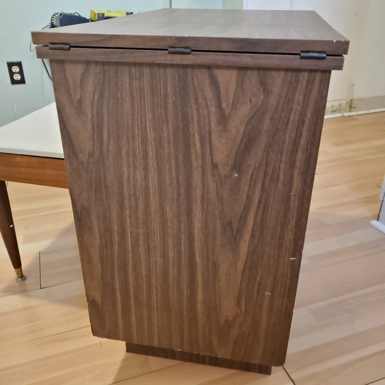 small desk and stool - photo 2