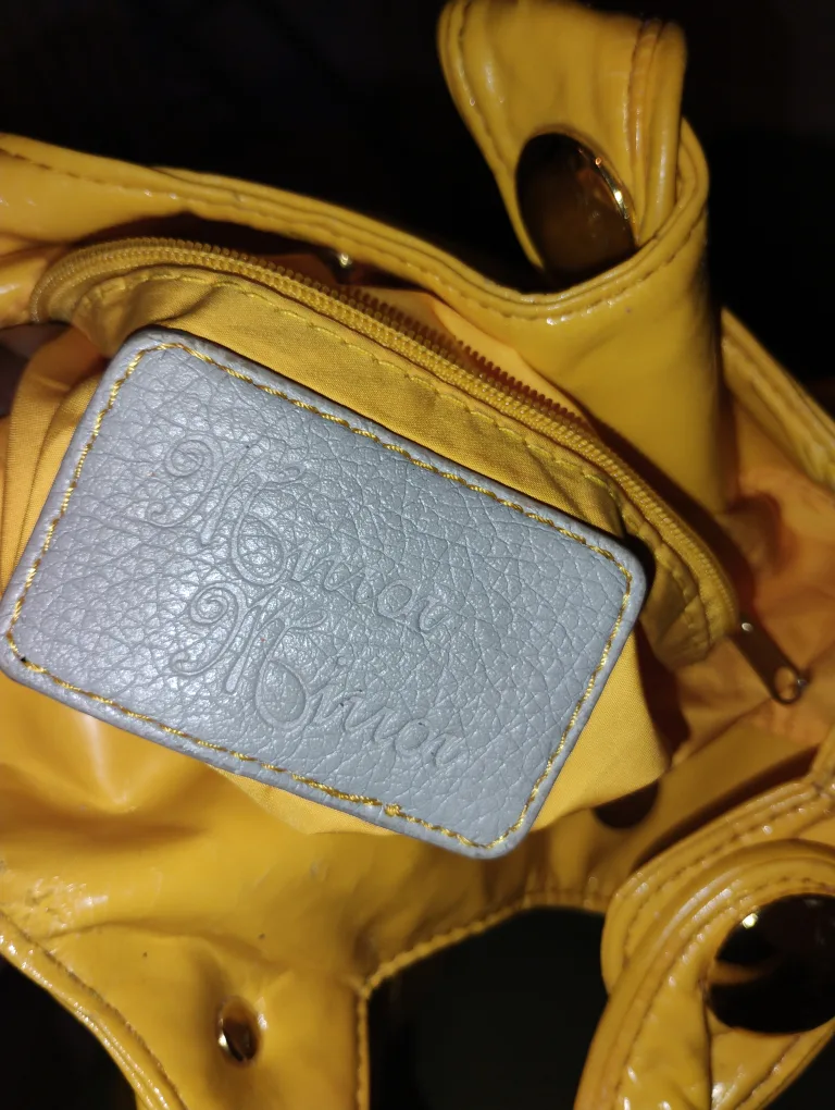 Yellow Gina Gittan handbag image indicator(2)