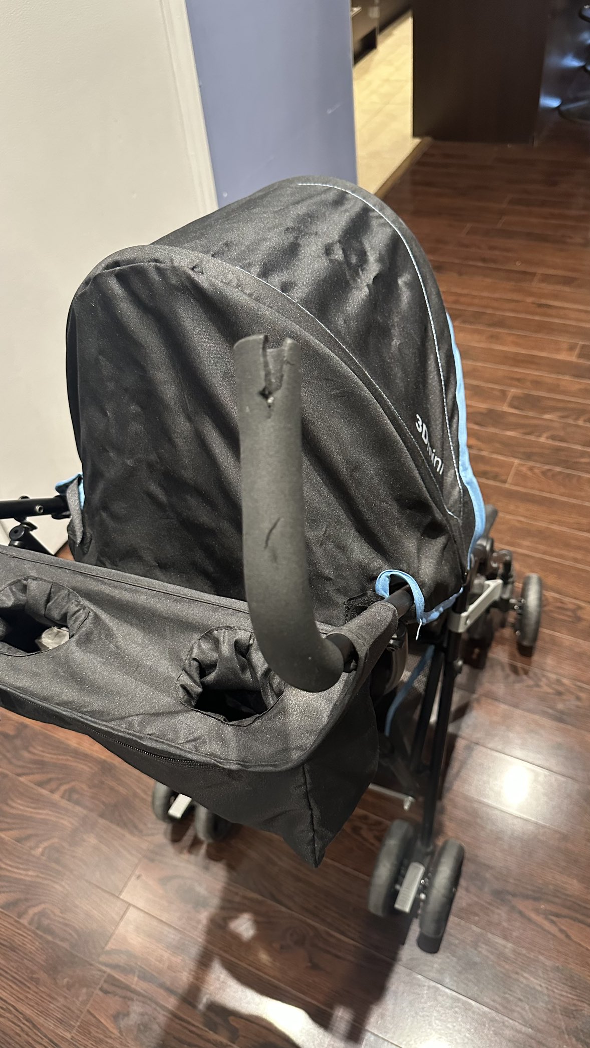 Summer Infant Lightweight Umbrella Stroller – Great Condition! - photo 4
