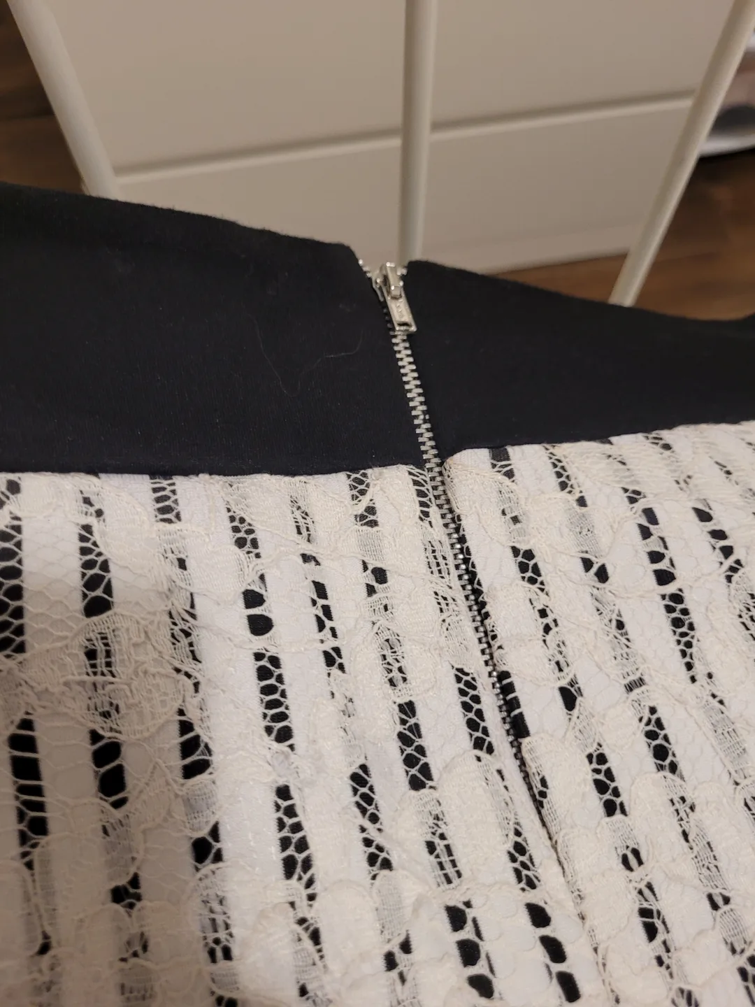 Colori Black and White Lace Skirt and Top Set image indicator(3)