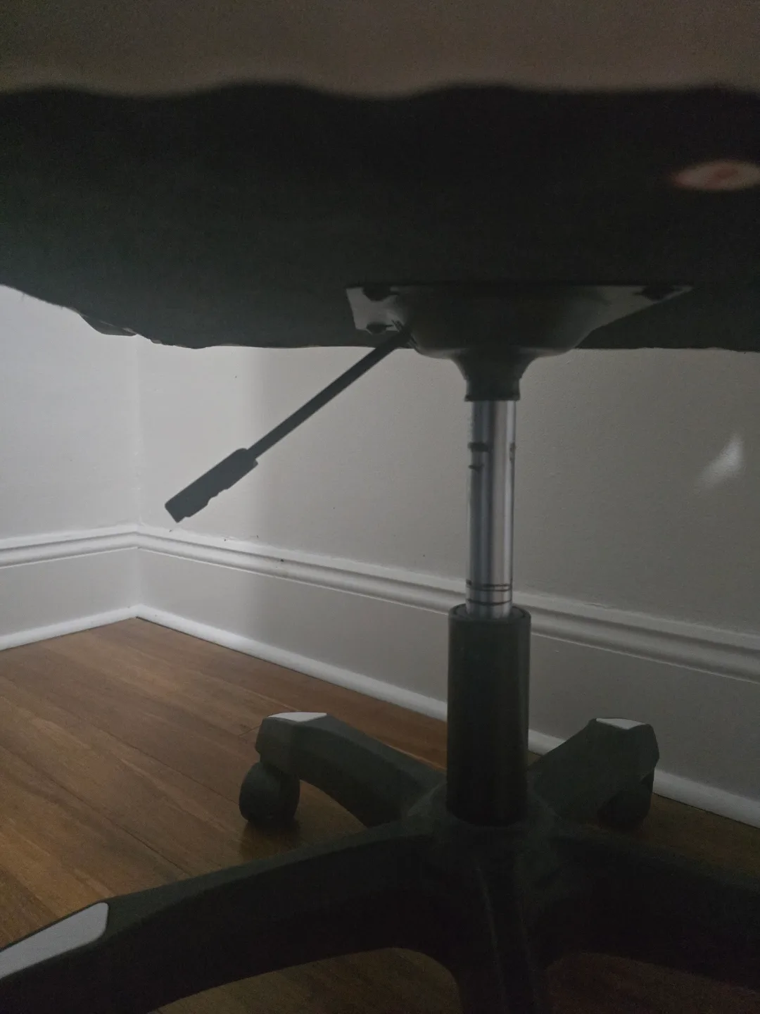 Office Chair - White and Brown image indicator(4)