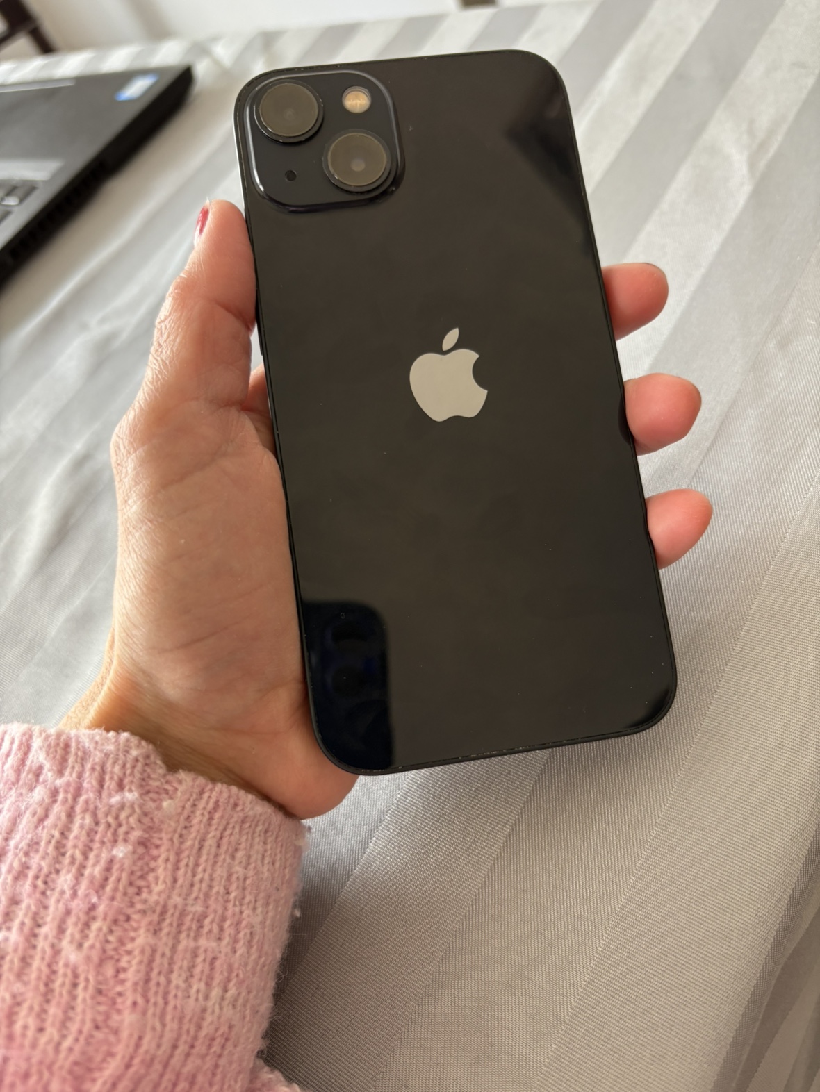 iPhone 13 - photo 3