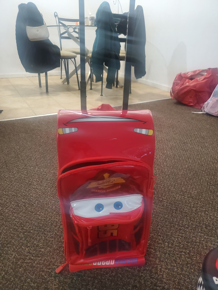 Cars Rolling Luggage Set with Lunchbox - photo 3