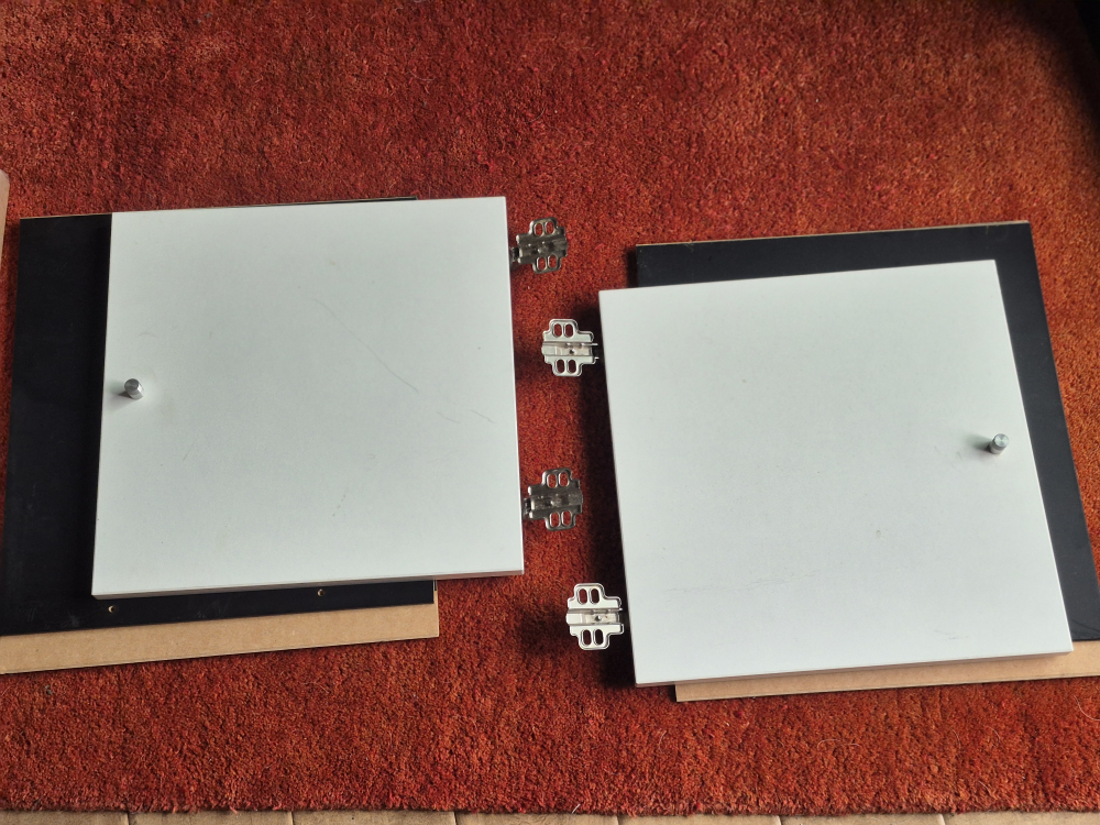 💚IKEA KALLAX Insert Shelves - Dark Brown & White
