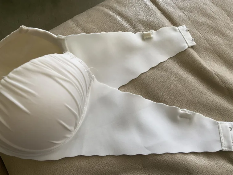 Strapless Bra size 32A image indicator(2)