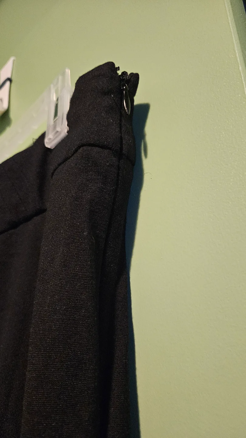 Le Chateau Black Pants Size 16 image indicator(2)