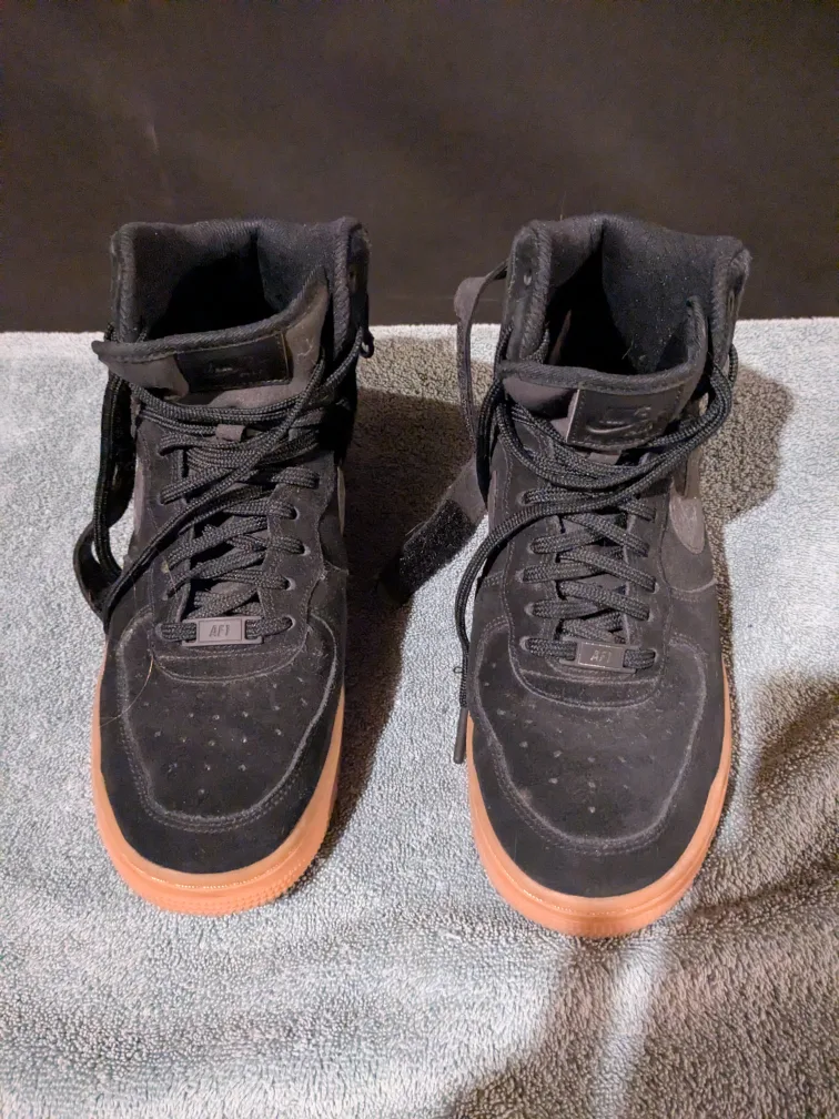 Nike Air Force 1 High Suede Sneakers - Black Gum Sole image indicator(3)