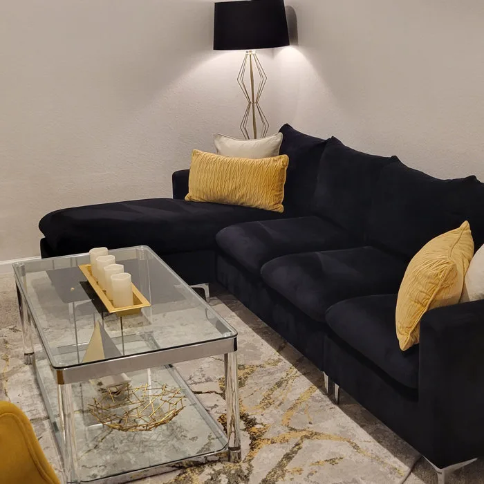 Modern Sectional Sofa - image indicator(2)