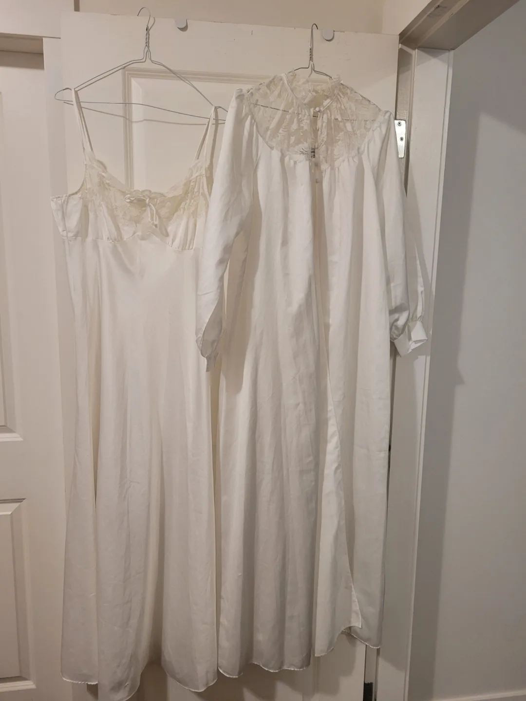 Vintage Glenma French Lingerie Sets  - see all pictures image indicator(2)